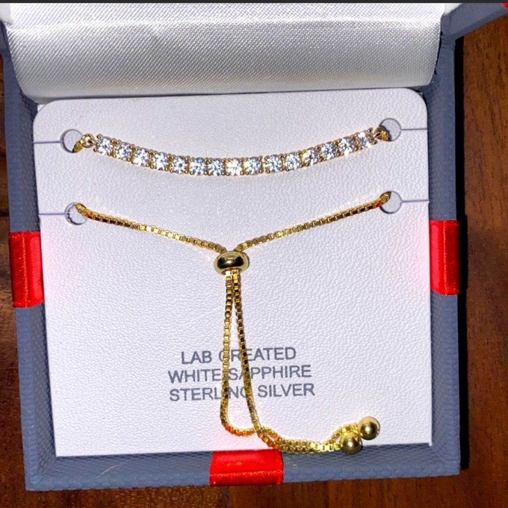 NWT! Beautiful Lab-Created White Sapphire w/ Sterling Silver Adjustable Bracelet